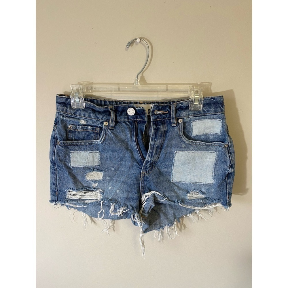 ⛄️ Garage Festive Distressed Patch Jean Shorts​​​​​